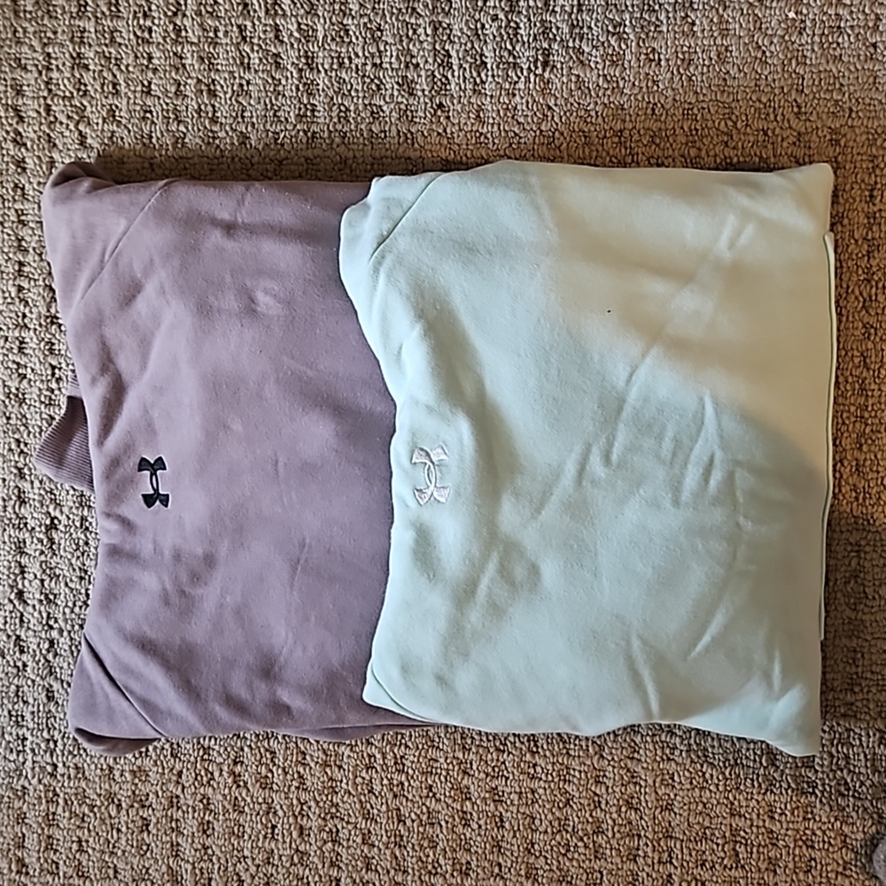 ✨️2✨️Under Armour Hoodies